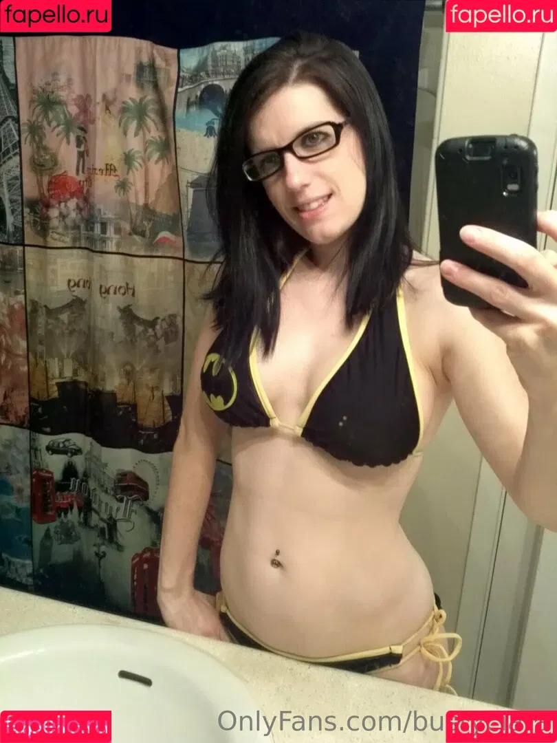BustyCiara Onlyfans Photo Gallery 