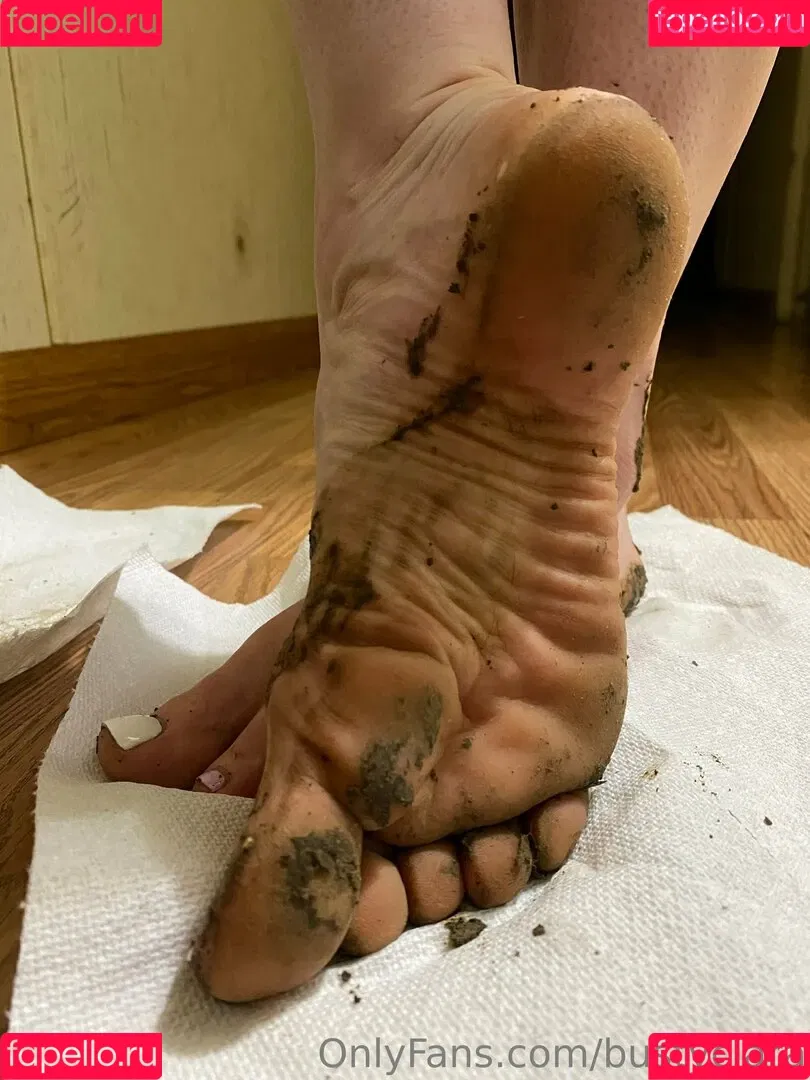 BustyCiara Onlyfans Photo Gallery 