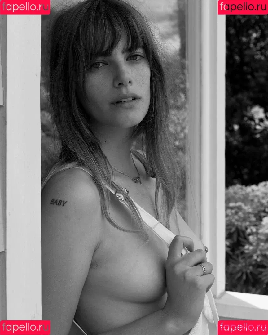Emily Labowe Onlyfans Photo Gallery 