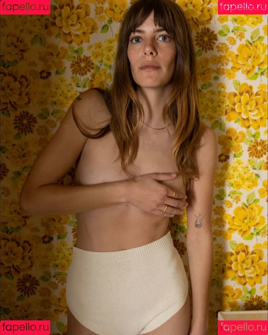 Emily Labowe Onlyfans Photo Gallery 