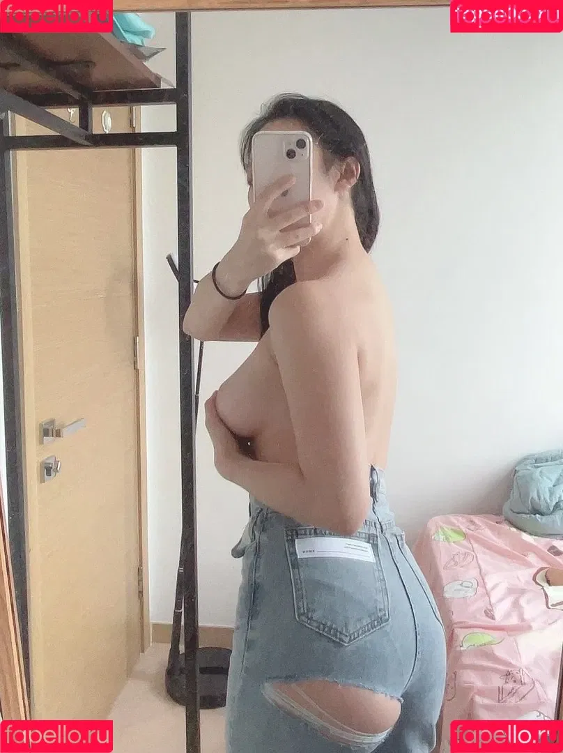 littlesshine Onlyfans Photo Gallery 