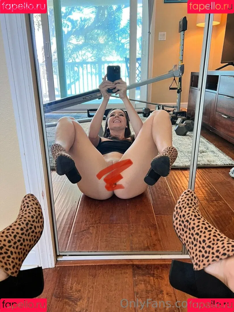 tglite Onlyfans Photo Gallery 