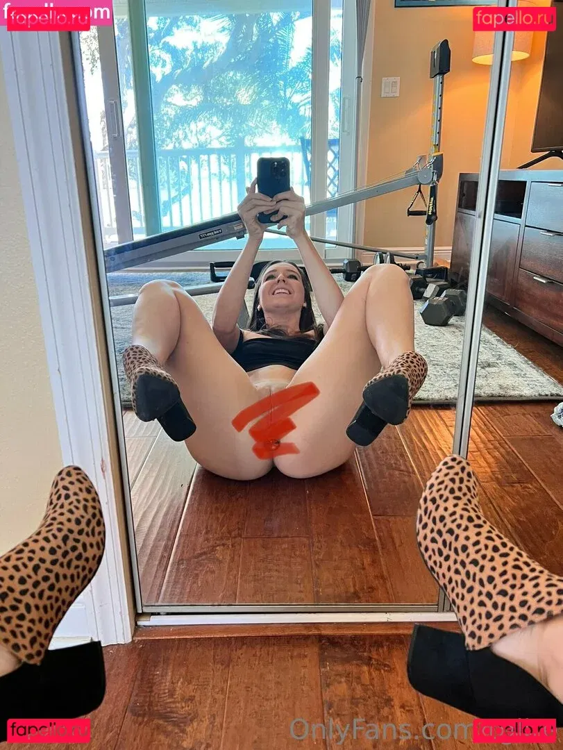 tglite Onlyfans Photo Gallery 