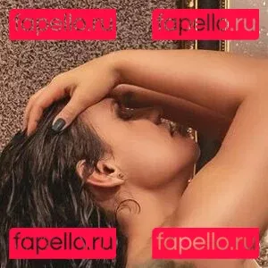 Queenofsquats Onlyfans Photo Gallery 