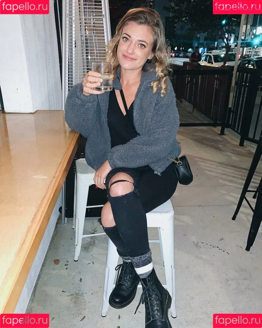 HannaH Onlyfans Photo Gallery 