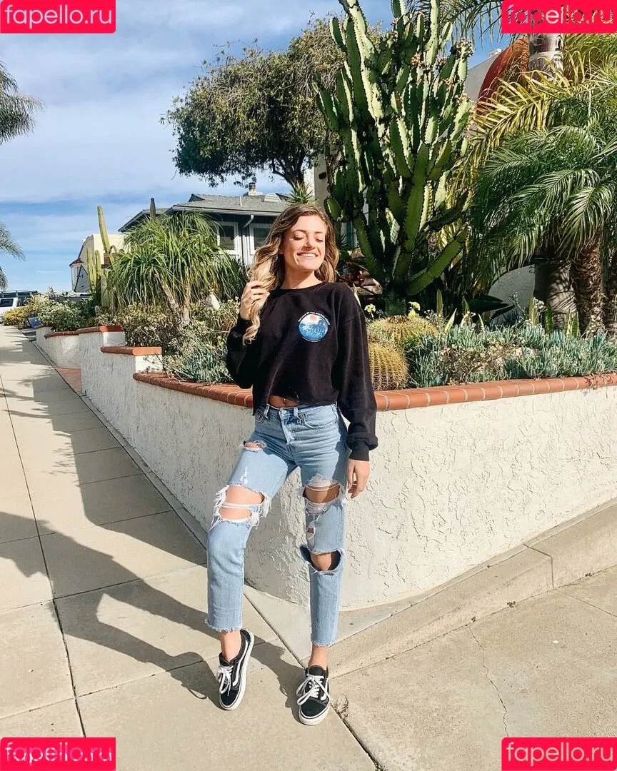 HannaH Onlyfans Photo Gallery 