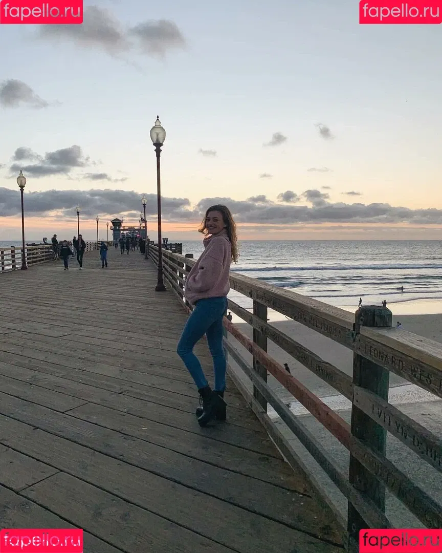 HannaH Onlyfans Photo Gallery 