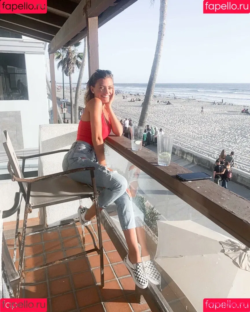 HannaH Onlyfans Photo Gallery 