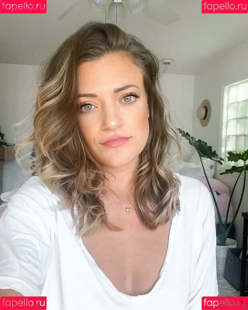 HannaH Onlyfans Photo Gallery 