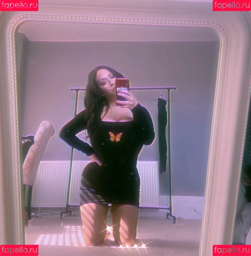 HannaH Onlyfans Photo Gallery 
