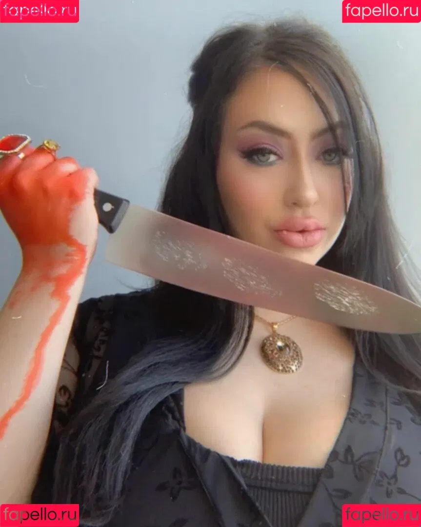 HannaH Onlyfans Photo Gallery 