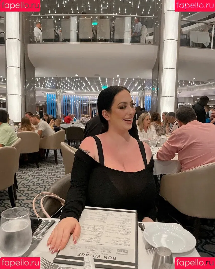 HannaH Onlyfans Photo Gallery 
