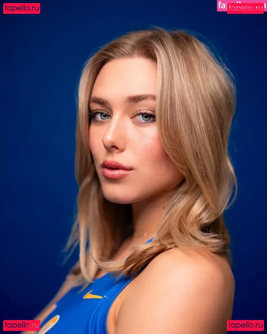 HannaH Onlyfans Photo Gallery 