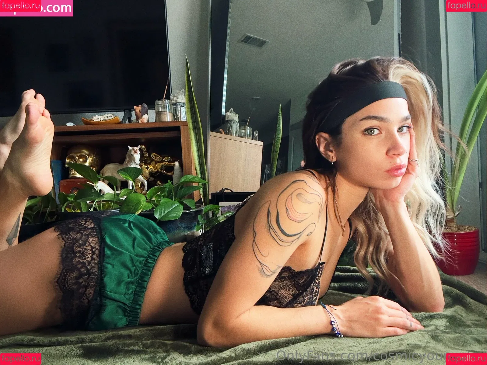 Cosmicyoungster Onlyfans Photo Gallery 