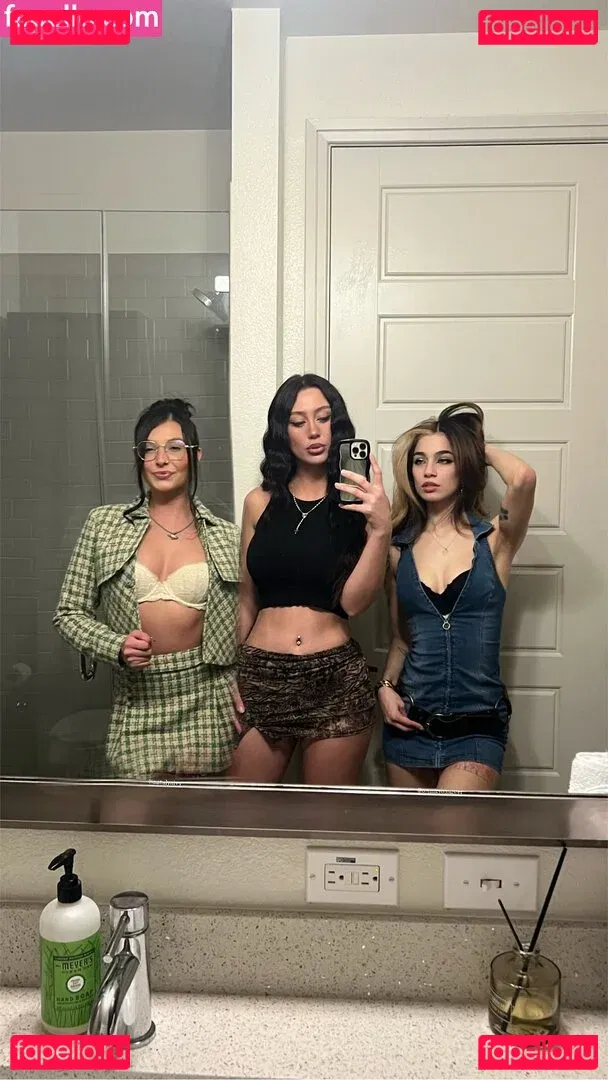 Cosmicyoungster Onlyfans Photo Gallery 