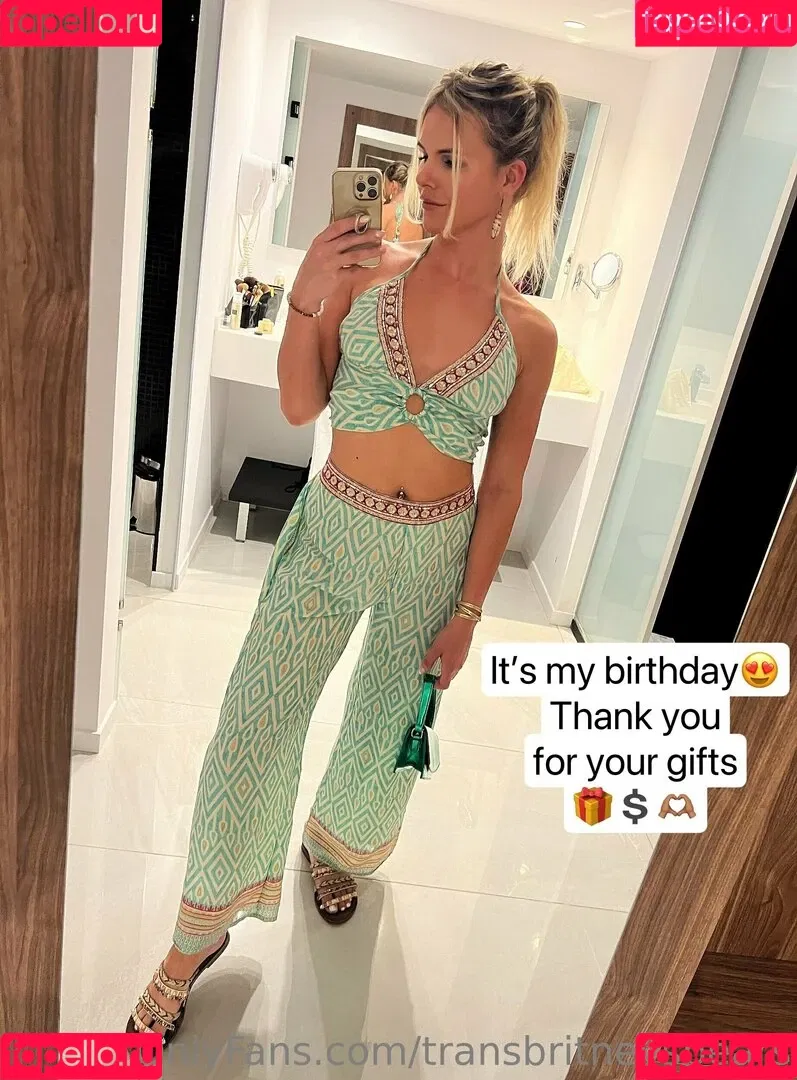 transbritneyspears Onlyfans Photo Gallery 
