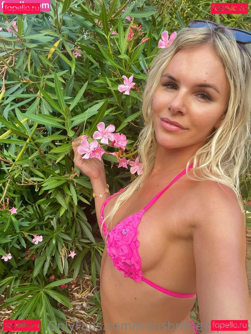 transbritneyspears Onlyfans Photo Gallery 