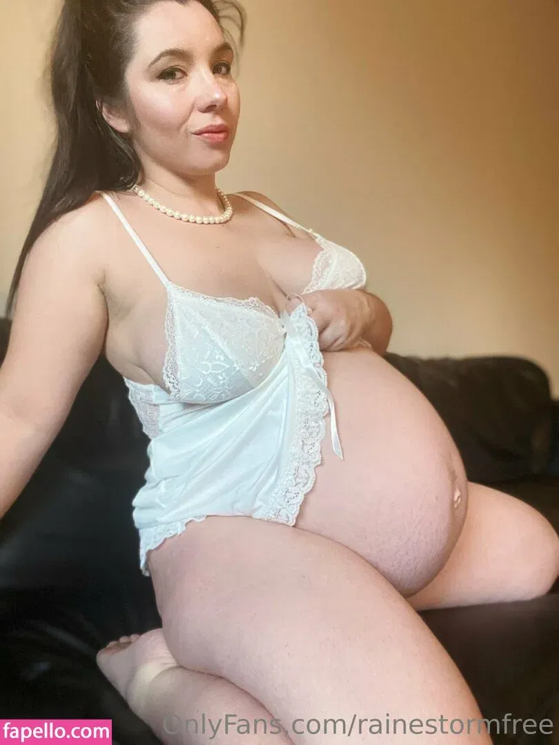 rainestormfree Onlyfans Photo Gallery 