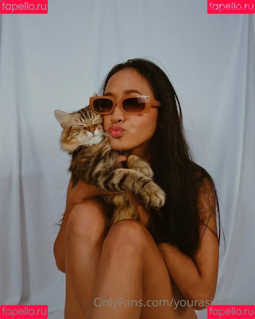 yourasianbebe Onlyfans Photo Gallery 