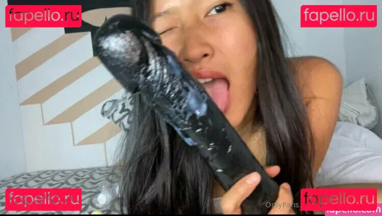 yourasianbebe Onlyfans Photo Gallery 