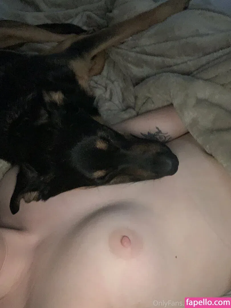 heyloveiy Onlyfans Photo Gallery 