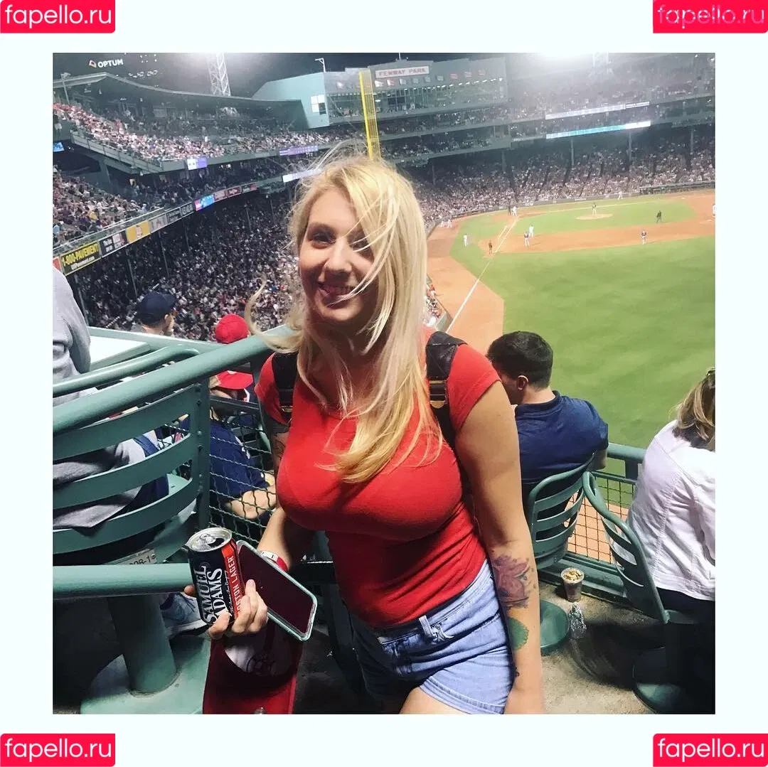 Autumn Moretti Onlyfans Photo Gallery 