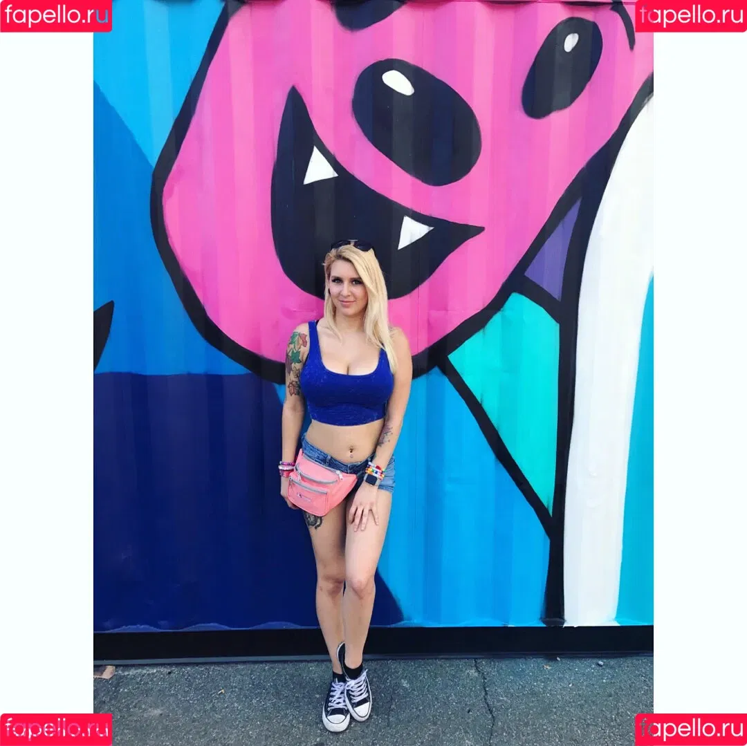 Autumn Moretti Onlyfans Photo Gallery 