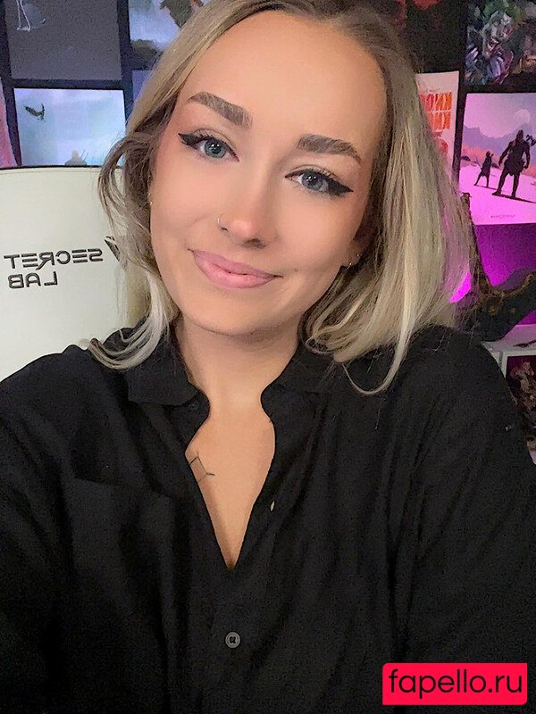 LiteWeight Gaming Nude Onlyfans Photo 6