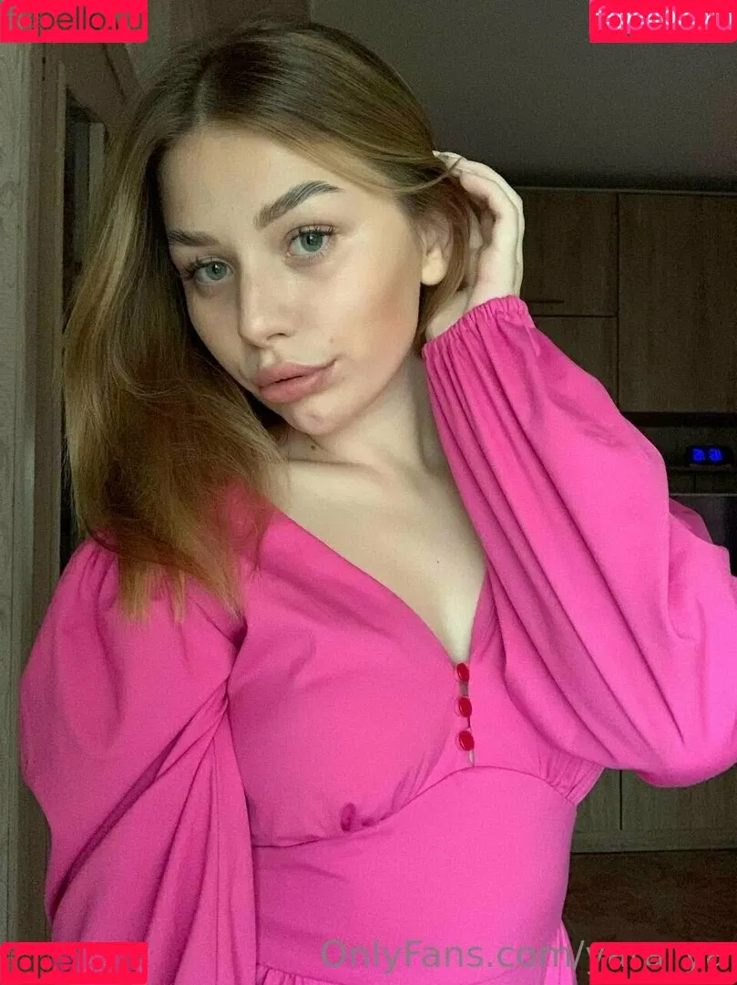 yara_ya Onlyfans Photo Gallery 