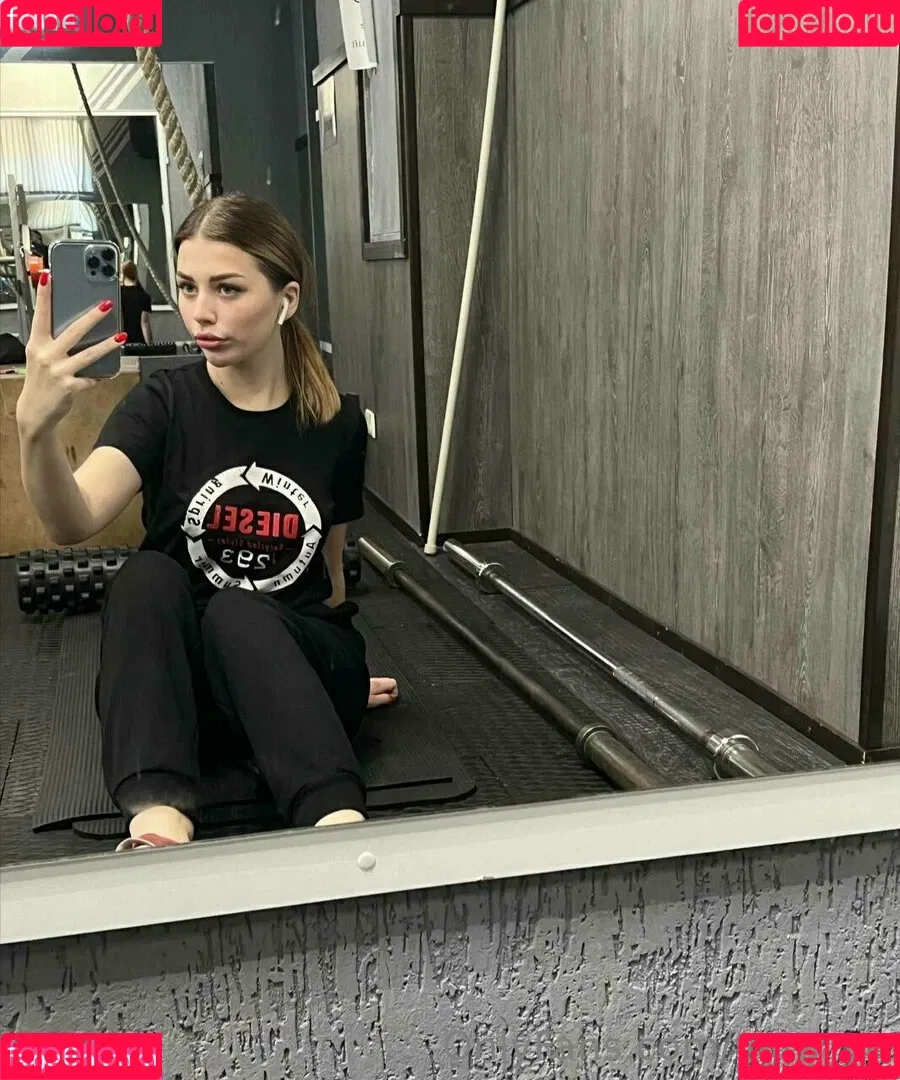 yara_ya Onlyfans Photo Gallery 