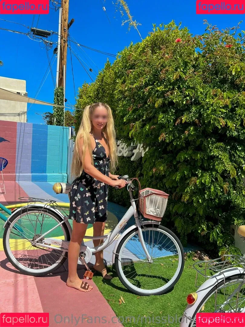 MissBlondeBunny Onlyfans Photo Gallery 