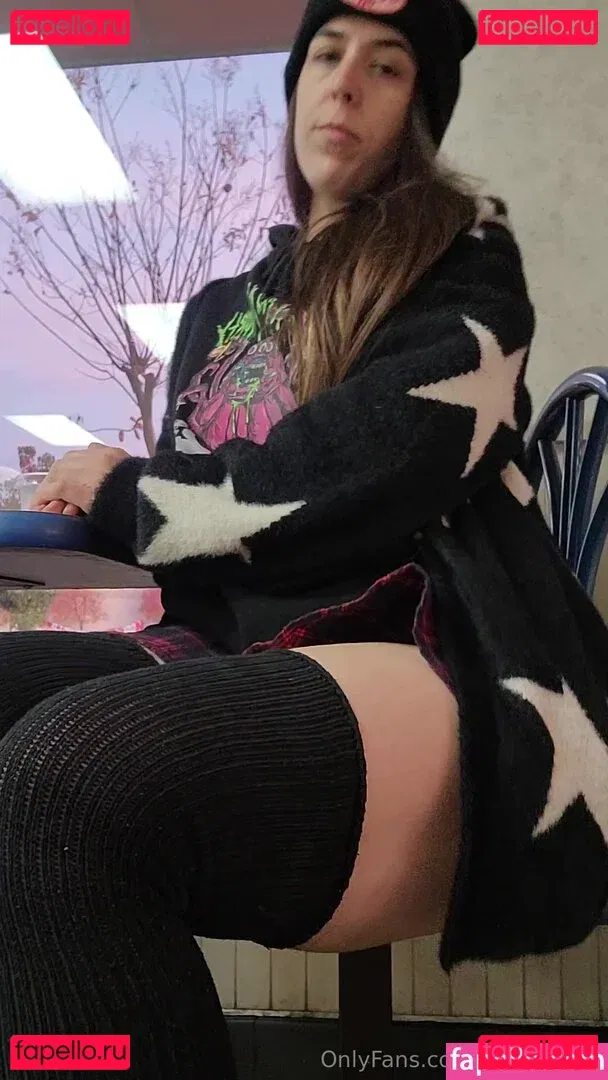 softgothrin Onlyfans Photo Gallery 