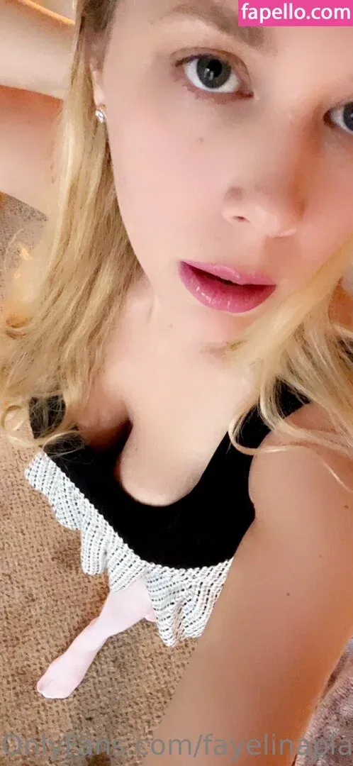 fayelinaplays Onlyfans Photo Gallery 