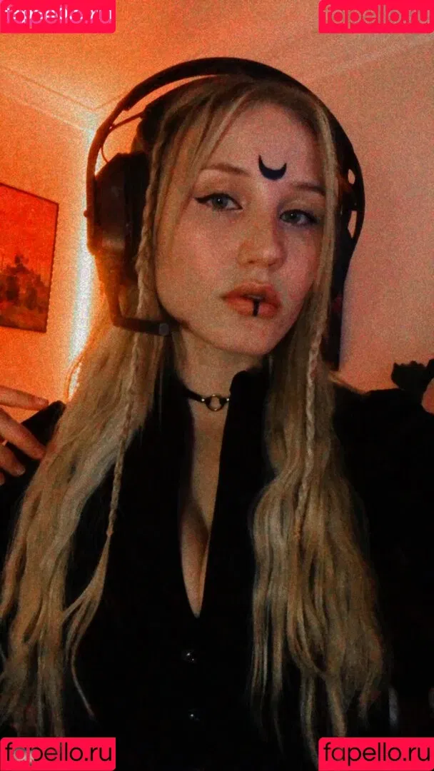 QAEKZ Onlyfans Photo Gallery 