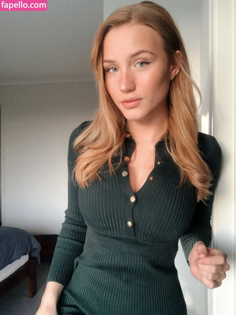 QAEKZ Onlyfans Photo Gallery 