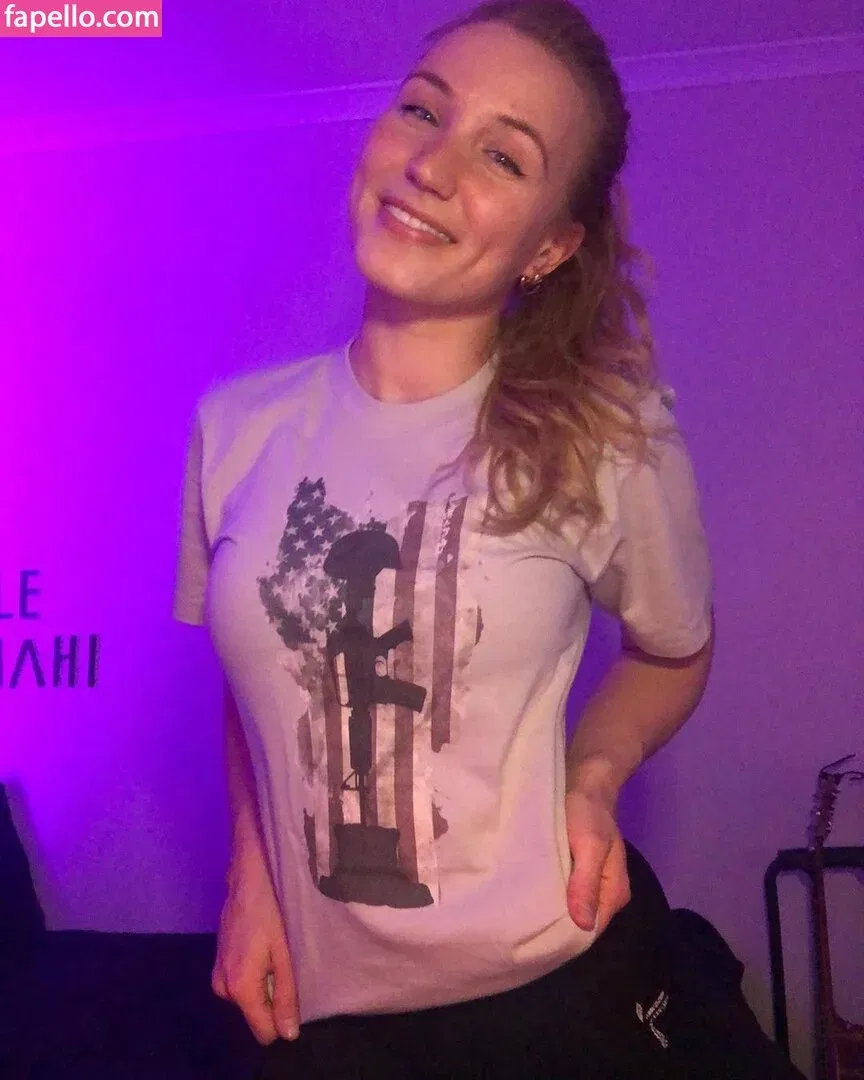 QAEKZ Onlyfans Photo Gallery 