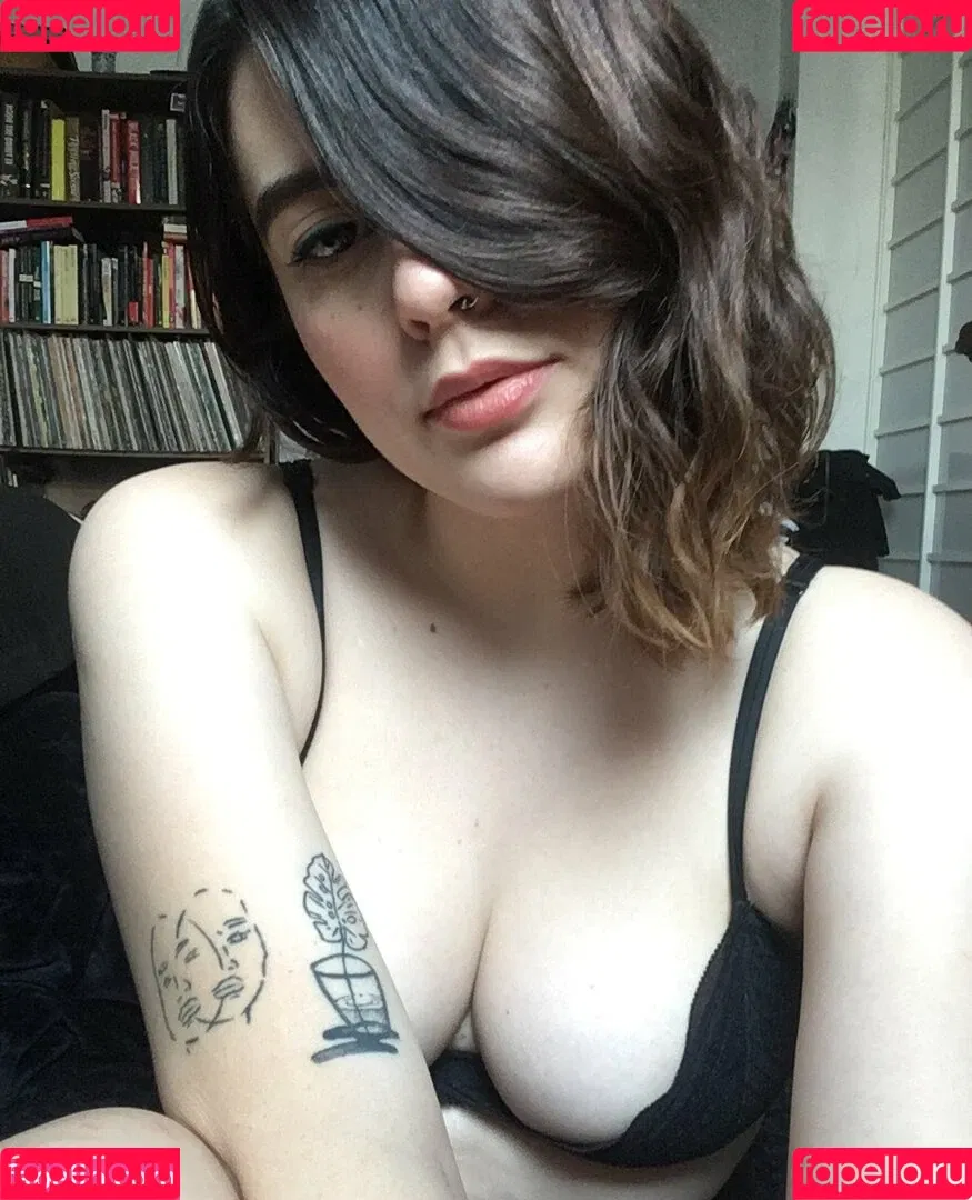 Carrenopol Onlyfans Photo Gallery 