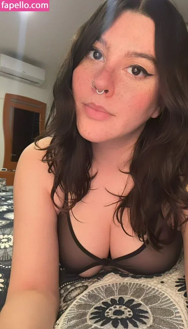 Carrenopol Onlyfans Photo Gallery 