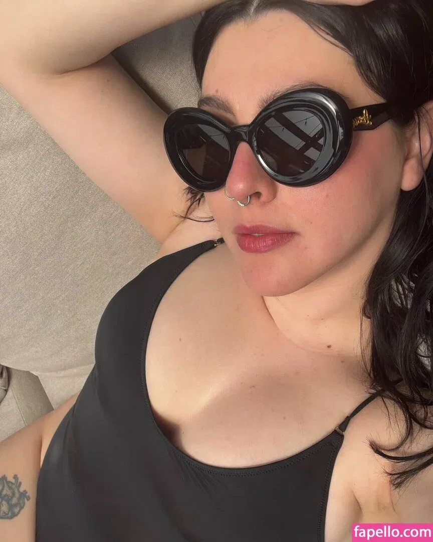 Carrenopol Onlyfans Photo Gallery 