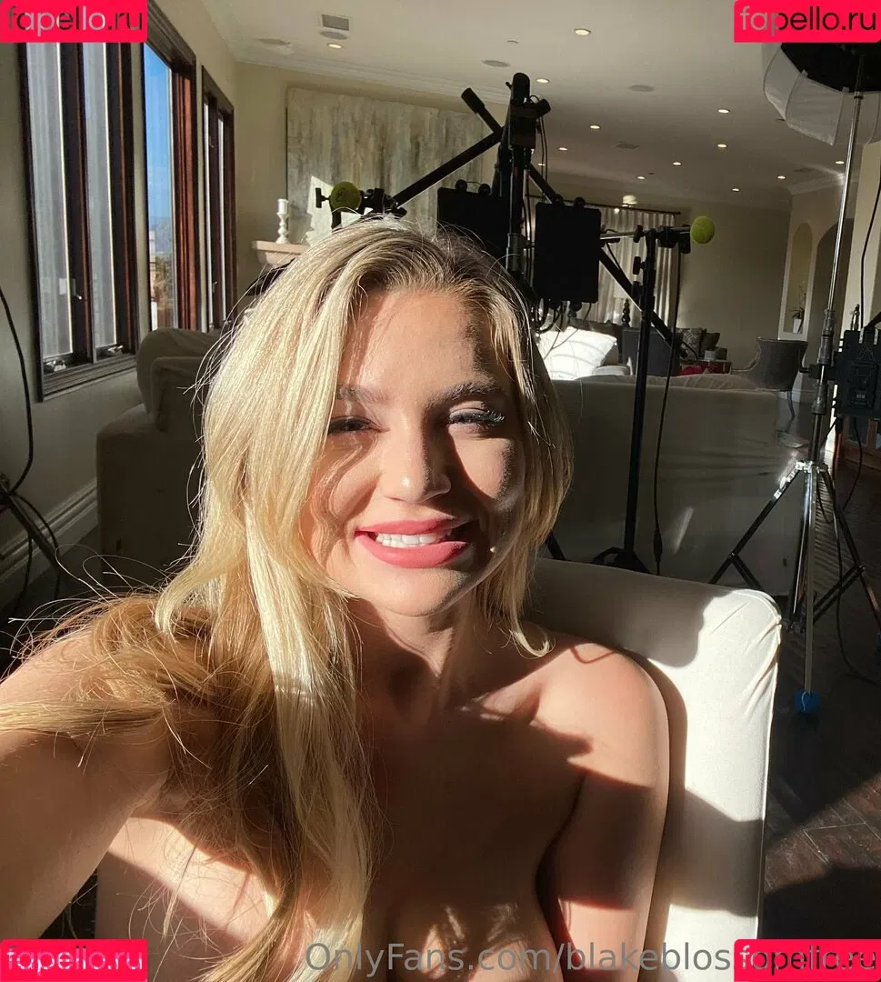blakeblossomfree Onlyfans Photo Gallery 
