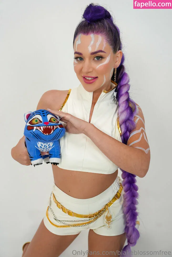 blakeblossomfree Onlyfans Photo Gallery 