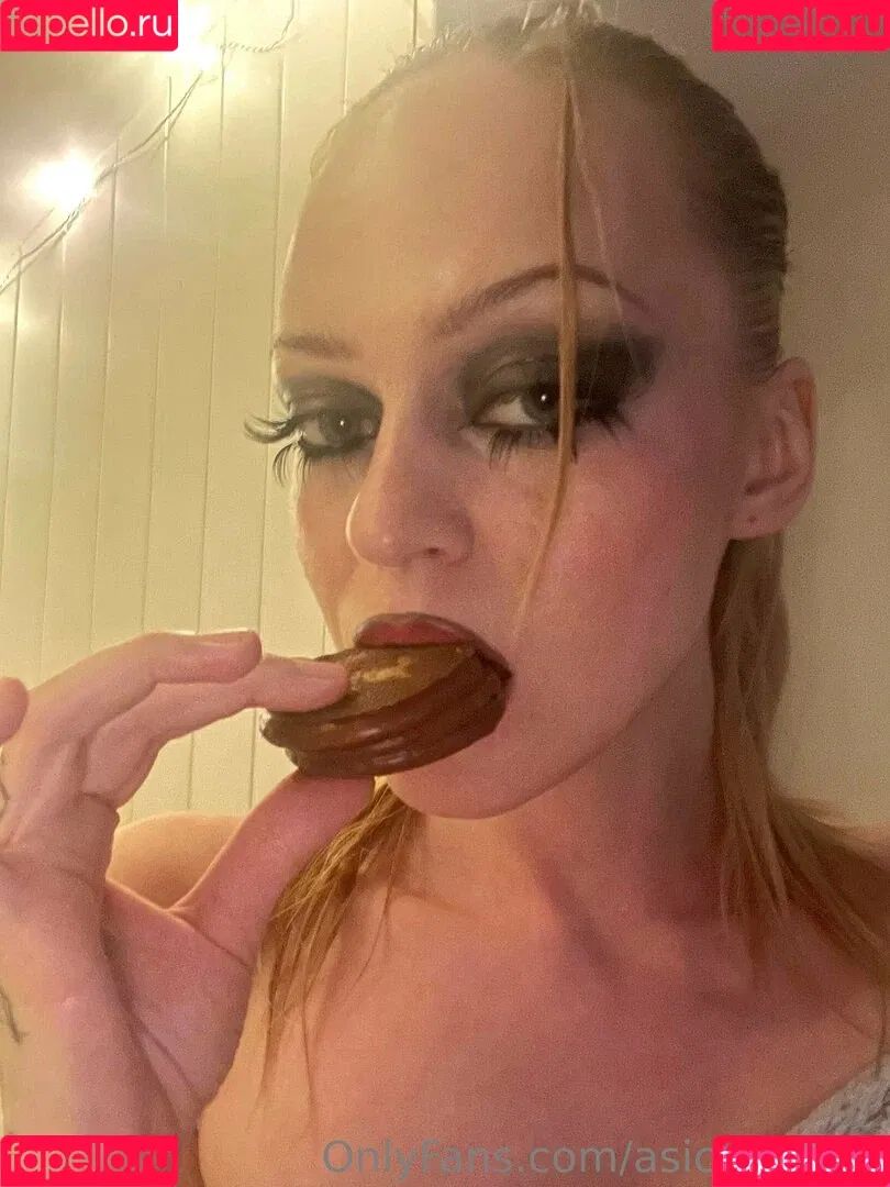 asica.meow Onlyfans Photo Gallery 