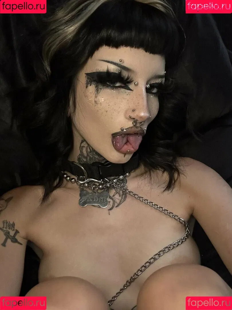 m0rguekitty Onlyfans Photo Gallery 
