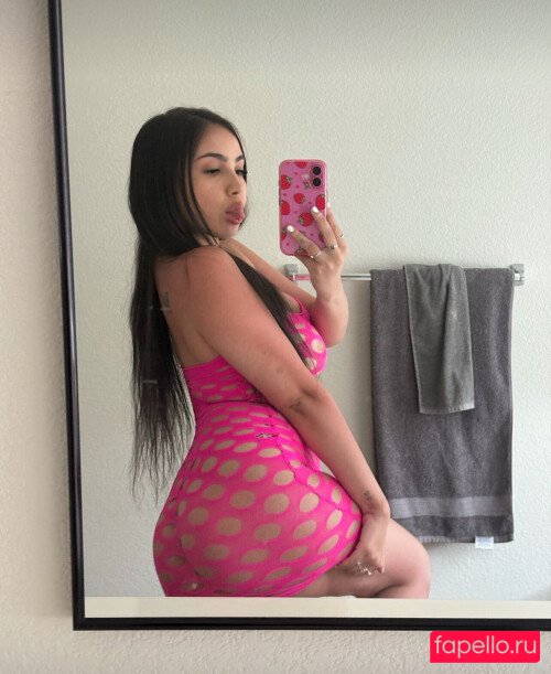 em1lina Nude Onlyfans Photo 56