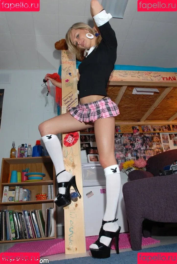 Teen Kasia Onlyfans Photo Gallery 