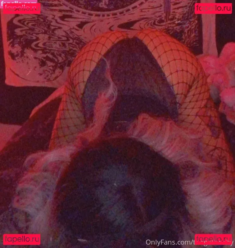 GothBaby Onlyfans Photo Gallery 