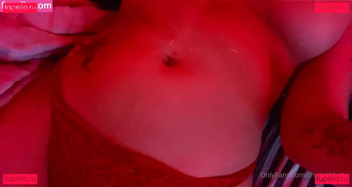 GothBaby Onlyfans Photo Gallery 