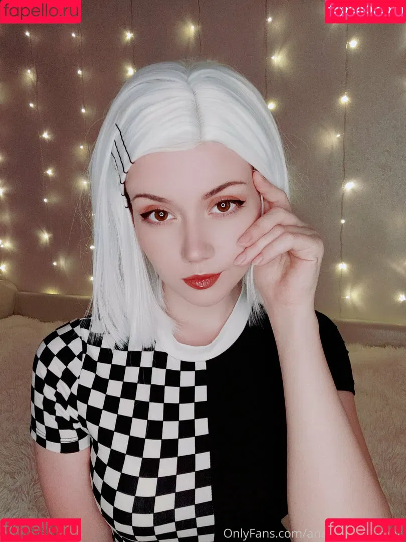 Anastasia Komori Onlyfans Photo Gallery 