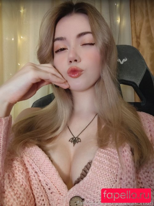 Anastasia Komori Onlyfans Photo Gallery 