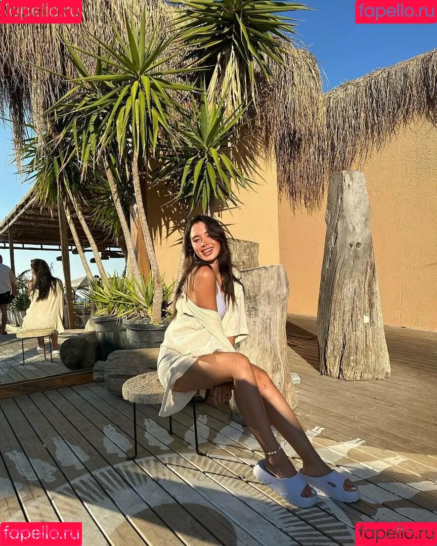 Atavratmiyav Onlyfans Photo Gallery 